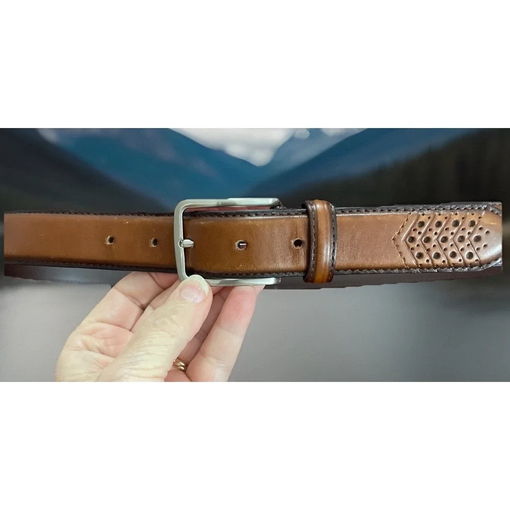 Stacy Adams Belt Men's Size 38 Brown Leather 1.25‎ W Silver Tone Buckle  6-289